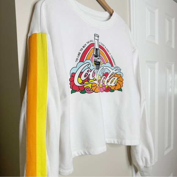 Coca-Cola & Flowers 1971 Collection Cropped Sweatshirt - Picture 4 of 6